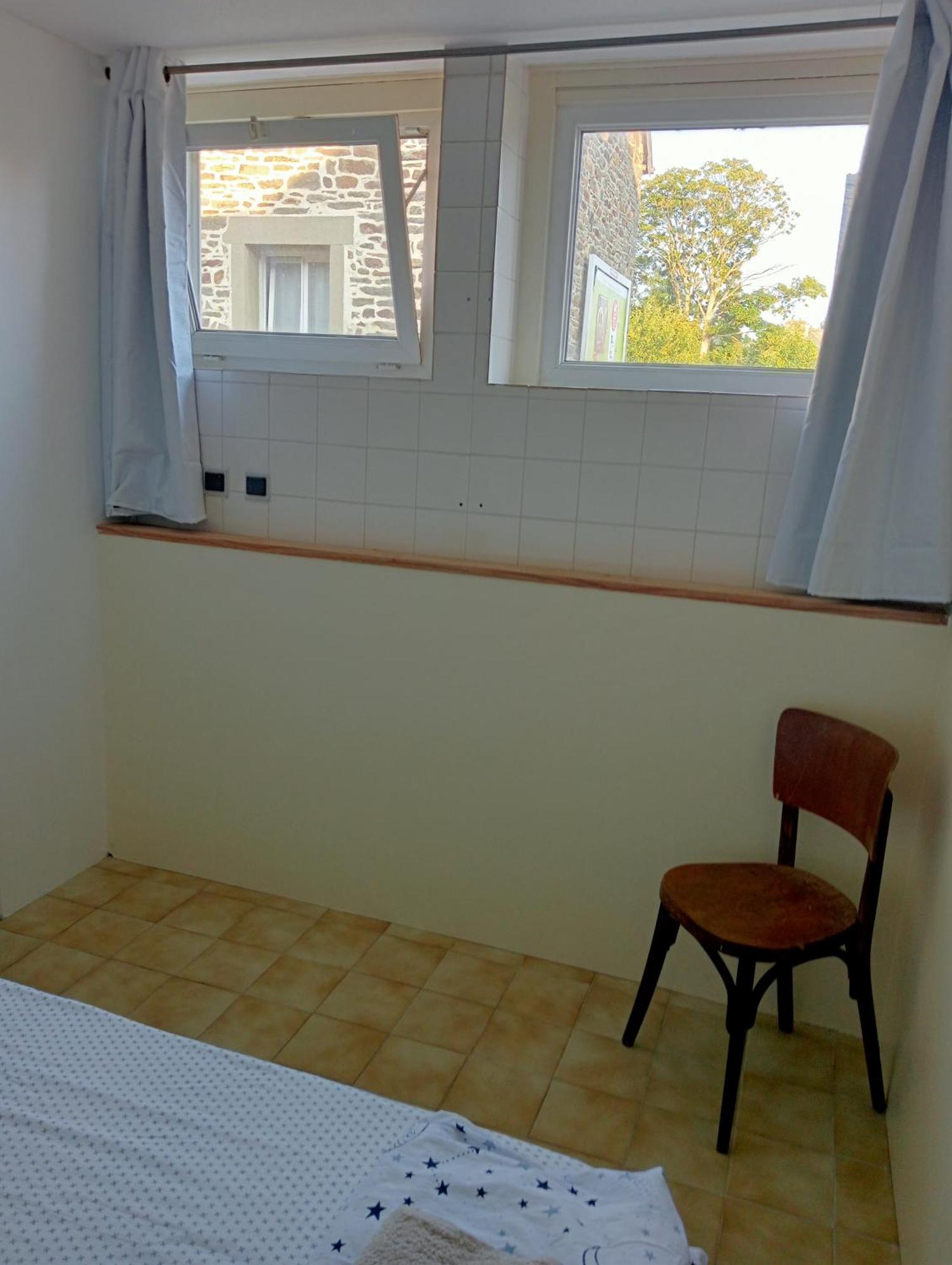 Les Chambres Studios De Pleslin-Foucher Δωμάτιο φωτογραφία